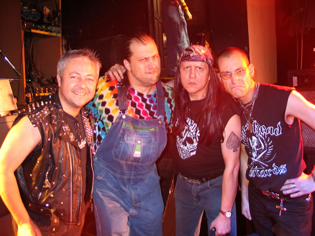 Supporting  Hayseed Dixie - 07/11/2004